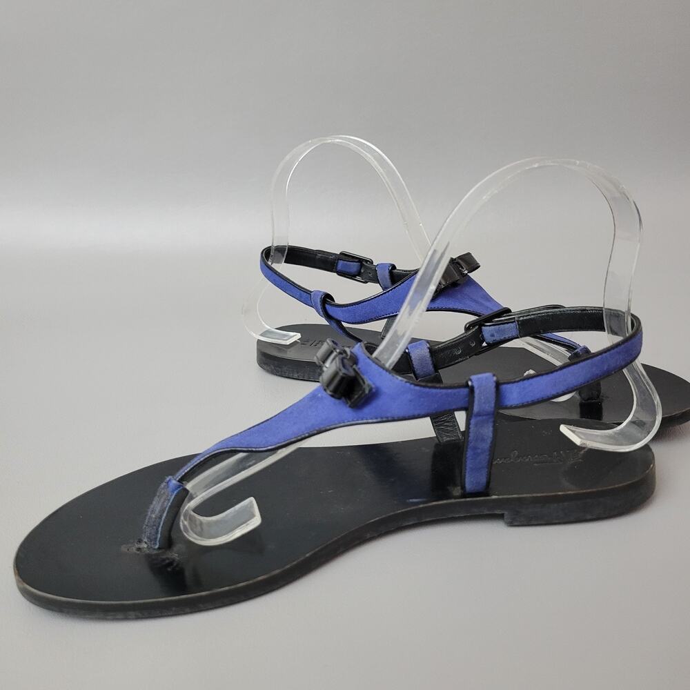 Salvatore Ferragamo Blue Suede Patent Thong Flat Sandals Bow Slingback Size 9 - Picture 5 of 11